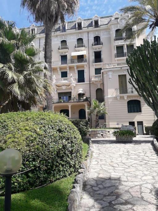 Apartament La Casa Di Anna, In Palazzina Liberty Fronte Parco Bordighera Zewnętrze zdjęcie